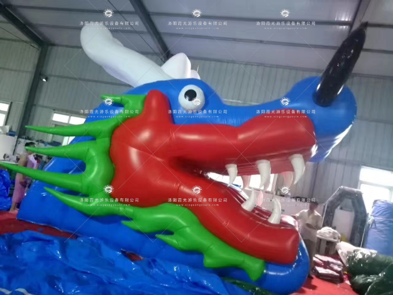 阿克苏龙头滑梯水乐园